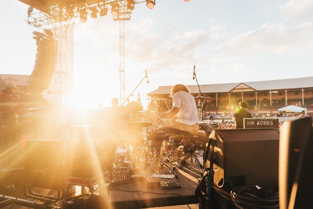 The Evolution of Festival Fashion: Trends from the Past Decade